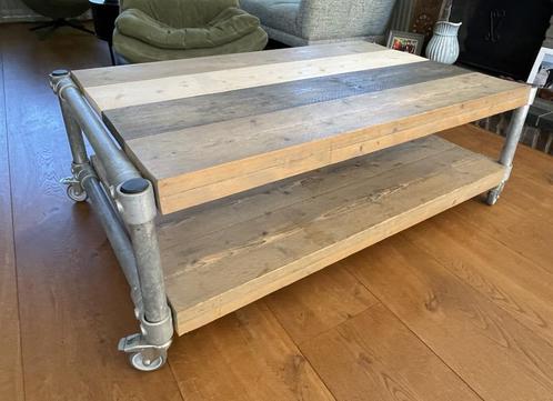 Robuuste salontafel van steigerhout en buis, Huis en Inrichting, Tafels | Salontafels, Gebruikt, Minder dan 50 cm, 50 tot 100 cm