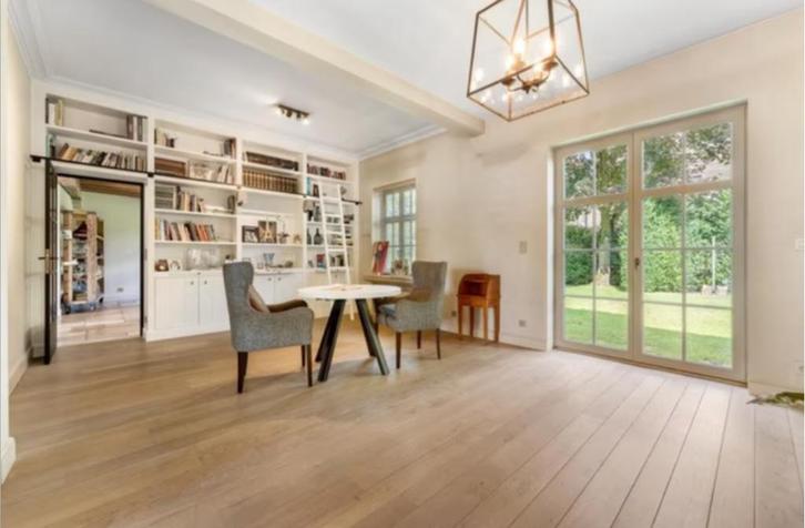Wandkast, kast, boekenkast massief, Huis en Inrichting, Kasten | Wandmeubels, Zo goed als nieuw, 200 cm of meer, 300 cm of meer