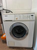 Miele wasmachine novotronic W935 super, Witgoed en Apparatuur, Wasmachines, 85 tot 90 cm, 4 tot 6 kg, Gebruikt, 1200 tot 1600 toeren