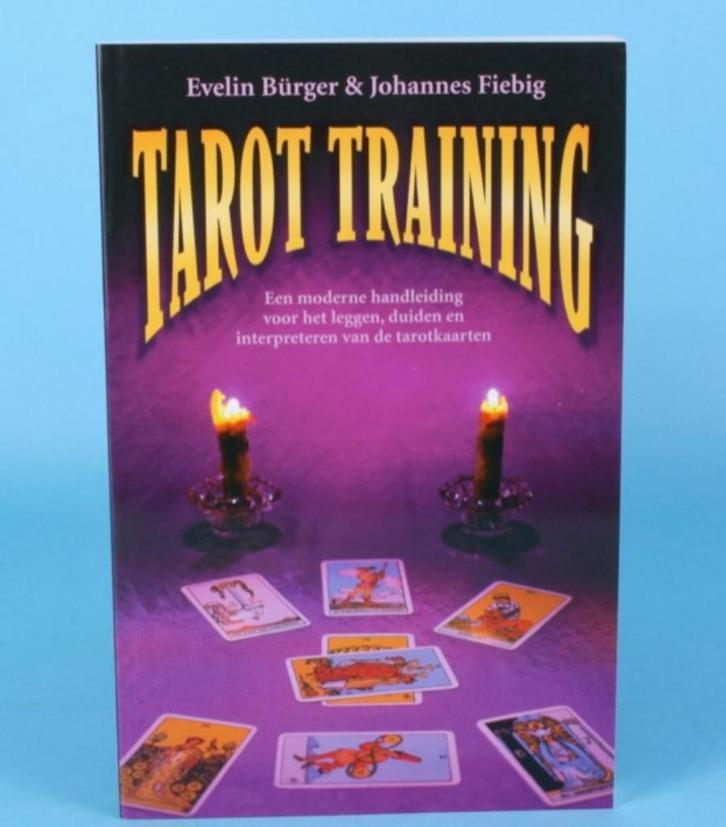 Tarot training  -  Evelin Bürger & Johannes Fiebig, Boeken, Esoterie en Spiritualiteit, Zo goed als nieuw, Overige typen, Spiritualiteit algemeen