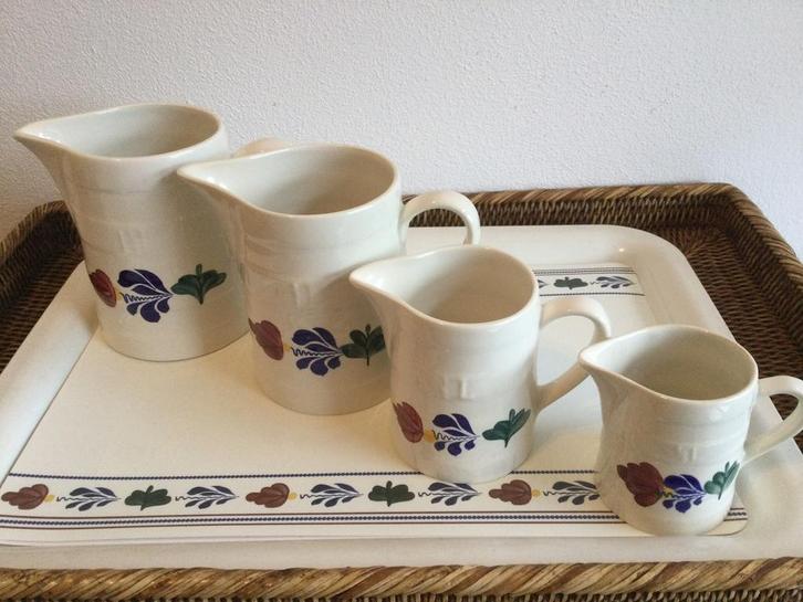 Boerenbont Boch België (set Melk/Waterkannen), Huis en Inrichting, Keuken | Servies, Overige typen, Boerenbont, Aardewerk, Ophalen of Verzenden