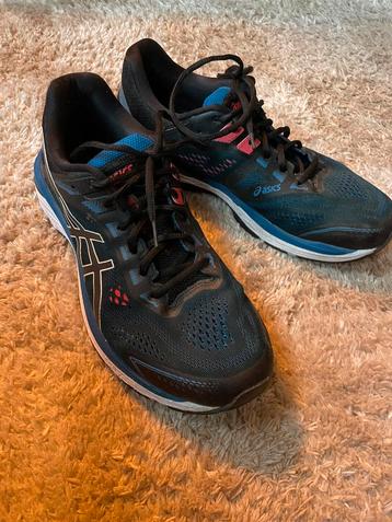 ASICS GT-2000-7 beschikbaar voor biedingen