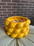 Bloempot citroen keramiek geel, Overige kleuren, Aardewerk of Porselein, Ophalen of Verzenden, Zo goed als nieuw