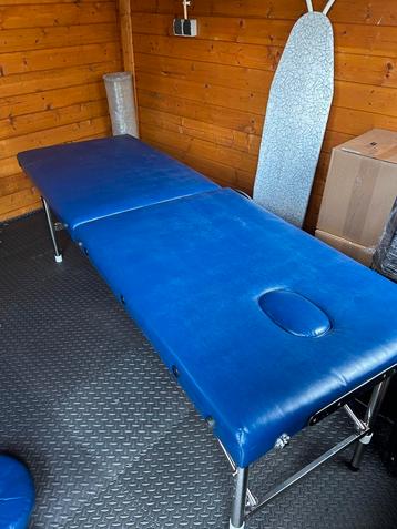 Massage tafel beschikbaar voor biedingen