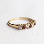 Vintage 9K goud I love you eternity ring Granaat & CZ - 17, Ophalen of Verzenden, Zo goed als nieuw, 17 tot 18, Met edelsteen