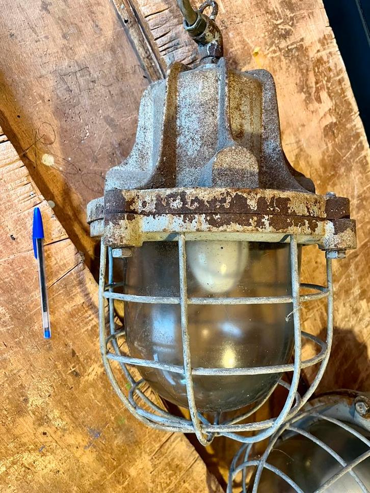 Gave Industriële fabriekslampen jaren 30, Huis en Inrichting, Lampen | Hanglampen, Minder dan 50 cm, Metaal, Ophalen