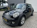 Mini Mini 1.6 Cooper Chili / airco / stoelverwarming /, Voorwielaandrijving, Euro 5, Gebruikt, 4 cilinders