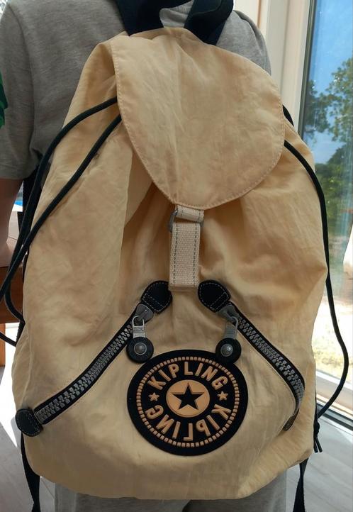 Vintage Kipling rugzak creme wit, Sieraden, Tassen en Uiterlijk, Tassen | Rugtassen, Zo goed als nieuw, Kipling, 25 tot 40 cm