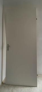 Rechtsdraaiende opdekdeur met klink deurbeslag en slot, Doe-het-zelf en Verbouw, Ophalen, 80 tot 100 cm, Binnendeur, Zo goed als nieuw