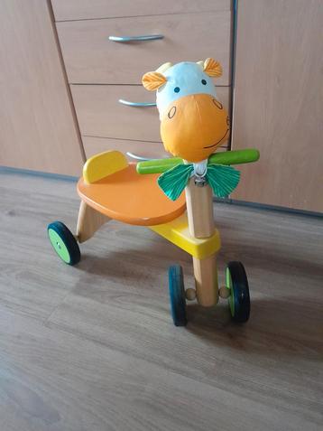 Houten Loopfietsje Koe beschikbaar voor biedingen