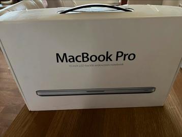 Macbook Pro 2009 met ssd en 8gb beschikbaar voor biedingen