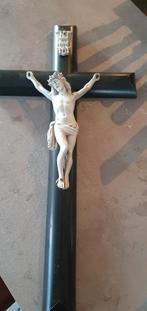 kruis met Jezus, Ophalen of Verzenden