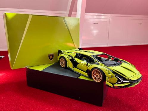 Lego Lamborgini SIAN FKP 37, Hobby en Vrije tijd, Modelauto's | 1:18, Zo goed als nieuw, Overige merken, Ophalen of Verzenden