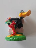 Daffy Duck Flowers Figurine 8 cm (1998 Warner Bros), Ophalen of Verzenden, Gebruikt