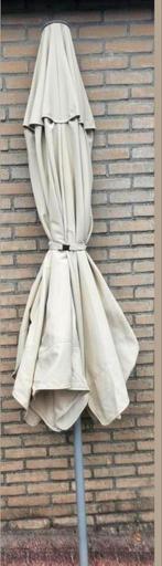 WEINIG GEBRUIKTE KANTELBAAR PARASOL, Ophalen, Kantelbaar, 2 tot 3 meter, Zo goed als nieuw