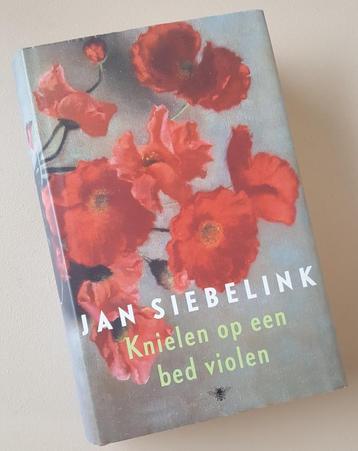 Knielen op een bed violen - Jan Siebelink - gebonden z.g.a.n beschikbaar voor biedingen