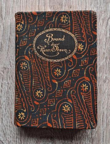 Gebatikt boekje 'Henrik Ibsen - Brand' 1918 beschikbaar voor biedingen