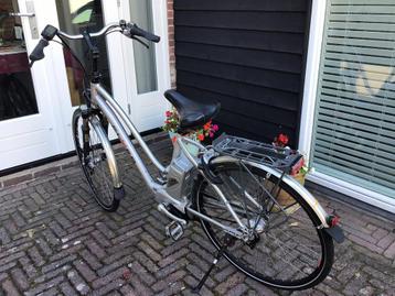 Flyer elektrische dames fiets met sterke accu beschikbaar voor biedingen