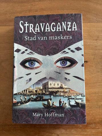 Mary Hoffman - Stad van maskers beschikbaar voor biedingen