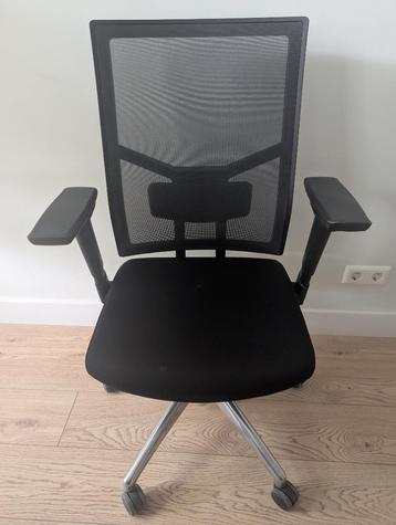 Ergonomische bureaustoel 787 Xtreme mesh – zwart beschikbaar voor biedingen