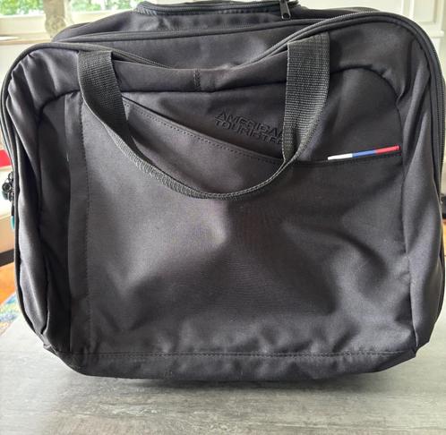 American Tourister laptop/rolkoffer, Computers en Software, Laptoptassen, Zo goed als nieuw, Trolleytas, 16 inch, Ophalen