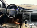 Volvo V70 2.0T 203pk Momentum Automaat LEDER NL-AUTO NAVI, Euro 5, 4 cilinders, Met garantie (alle), Blauw