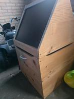 Tafel/ kist met krijtbord, Kinderen en Baby's, Kinderkamer | Commodes en Kasten, Ophalen, Gebruikt, Minder dan 75 cm, 50 tot 70 cm