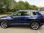 Volkswagen Tiguan 1.4 TSI 4Motion R-line Pano•trekhaak•360, Auto's, Volkswagen, Automaat, 4 cilinders, Blauw, 2500 kg