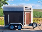KEURIGE 1.5 PAARDS TRAILER RECENT OPNIEUW OPGEBOUWD € 2300, Dieren en Toebehoren, Paarden en Pony's | Trailers en Aanhangwagens