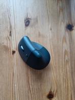 Logitech Lift Left (Linkshandig), Computers en Software, Muizen, Muis, Ergonomisch, Ophalen of Verzenden, Zo goed als nieuw