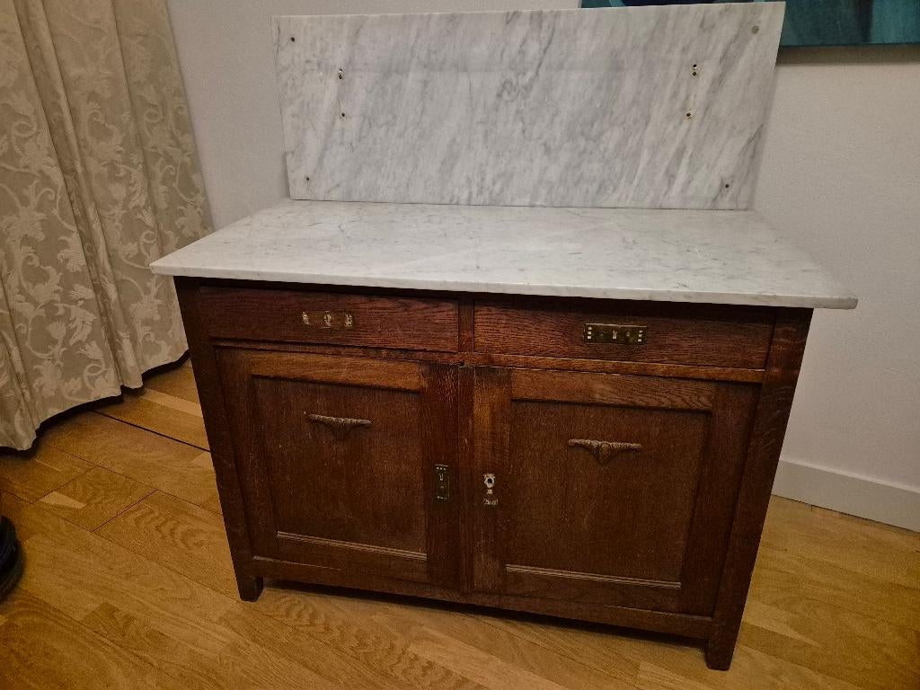 Kastje jaren 30 met marmeren plaat, Ophalen