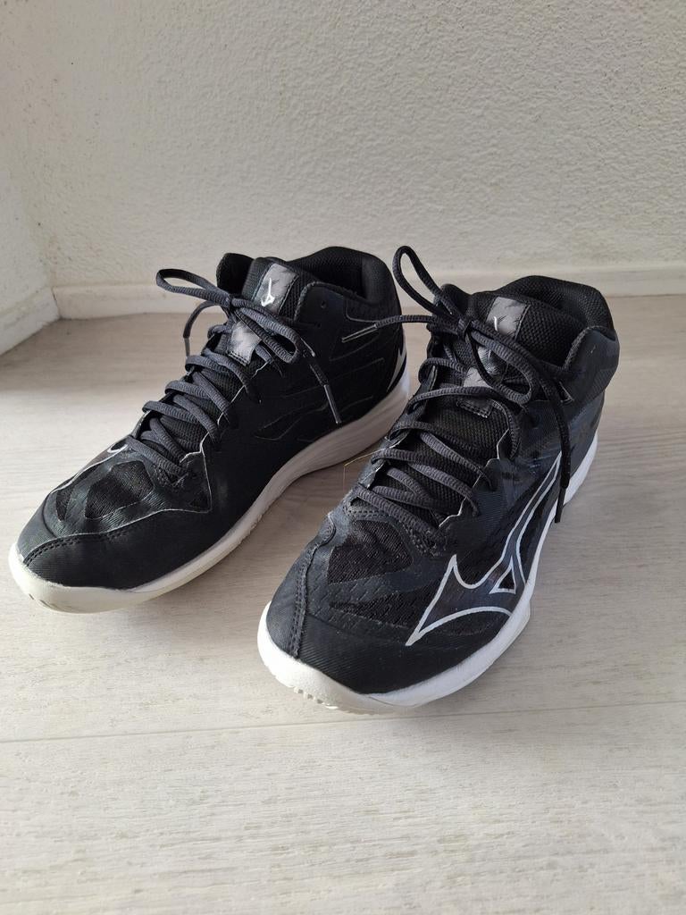 Mizuno thunder blade Z indoor maat 41, Ophalen, Zo goed als nieuw, Schoenen
