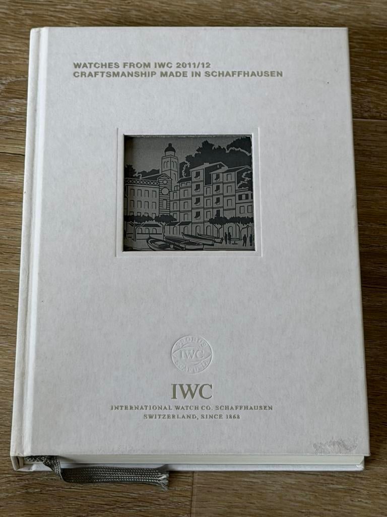 IWC catalogus 2011/2012, Ophalen of Verzenden, Zo goed als nieuw