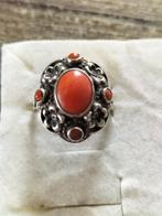 Prachtige antieke zilveren koraal Ring., Verzenden, Zilver, Ring