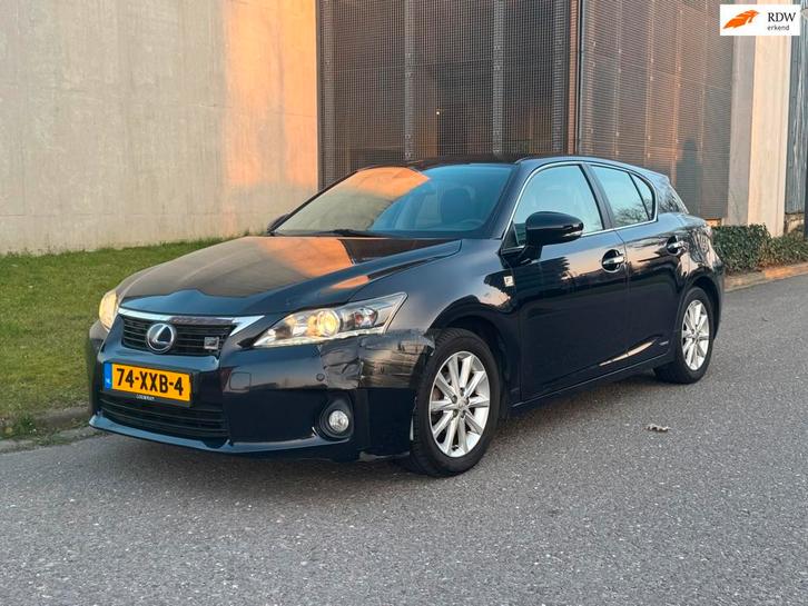 Lexus CT 200h Business Line | CAMERA | PDC | EXPORT, Auto's, Lexus, Bedrijf, Te koop, CT-H, ABS, Achteruitrijcamera, Airbags, Airconditioning