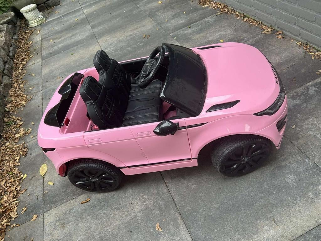 Range rover roze auto met afstandsbed  licht en geluid, Kinderen en Baby's, Speelgoed | Buiten | Accuvoertuigen, Ophalen, Zo goed als nieuw