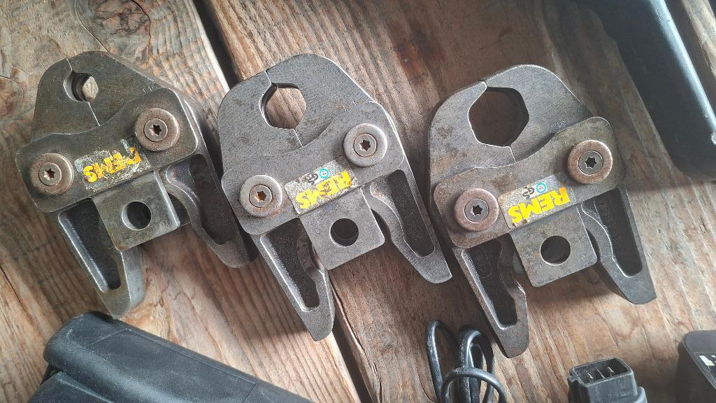 Rems (Roller) Akku-Press Accu perstang met viega bekken., ., Ophalen of Verzenden, Zo goed als nieuw, .