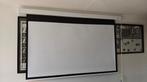 Elektrisch projectiescherm 77" (171 x 96 cm) - 16:9, Ophalen, Elektrisch, Zo goed als nieuw