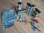 Lego City 60141 politiebureau compleet, Ophalen of Verzenden, Gebruikt