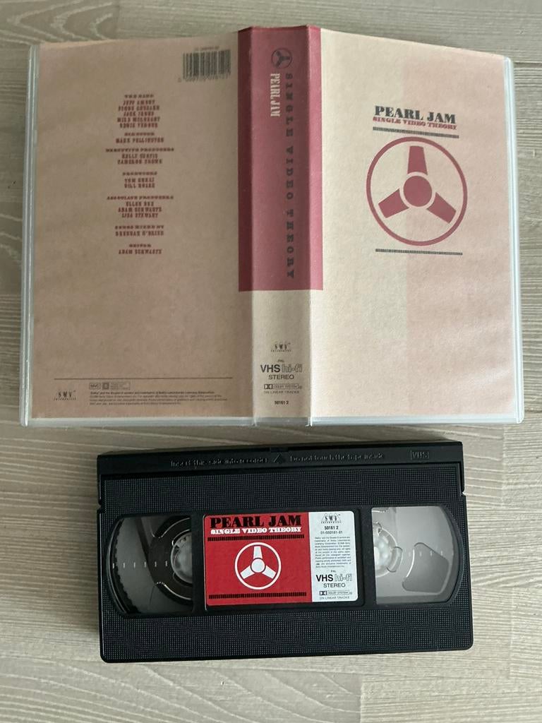 VHS tape Pearl Jam Single Video Theory, Alle leeftijden, Ophalen of Verzenden, Zo goed als nieuw, Muziek en Concerten