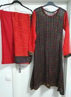 Zwart Rood Indiase 3-delige Pak - Eenmaal Gedragen, Kleding | Dames, Gelegenheidskleding, Maat 38/40 (M), Overige typen, Zwart