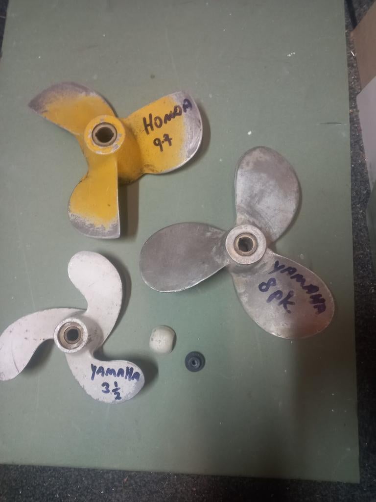 Buitenboordmotor schroeven Honda en Yamaha, Watersport en Boten, Bootonderdelen, Ophalen of Verzenden