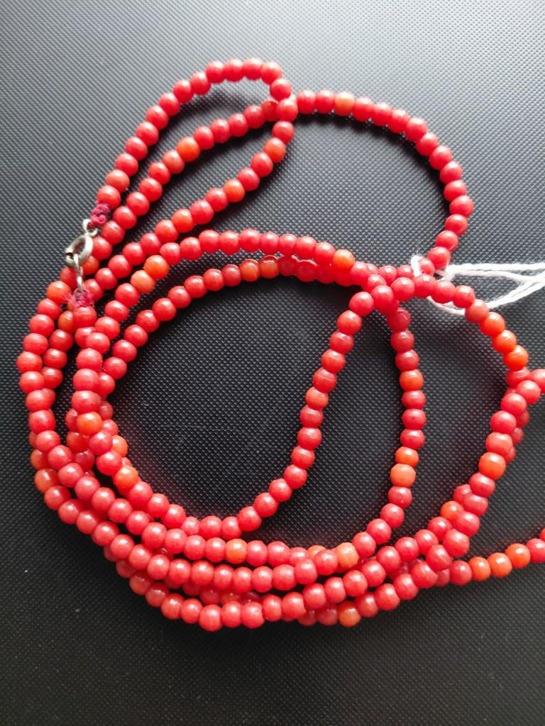 koraalrode ketting 110 cm KOOPJE, Verzenden, Zo goed als nieuw, Rood