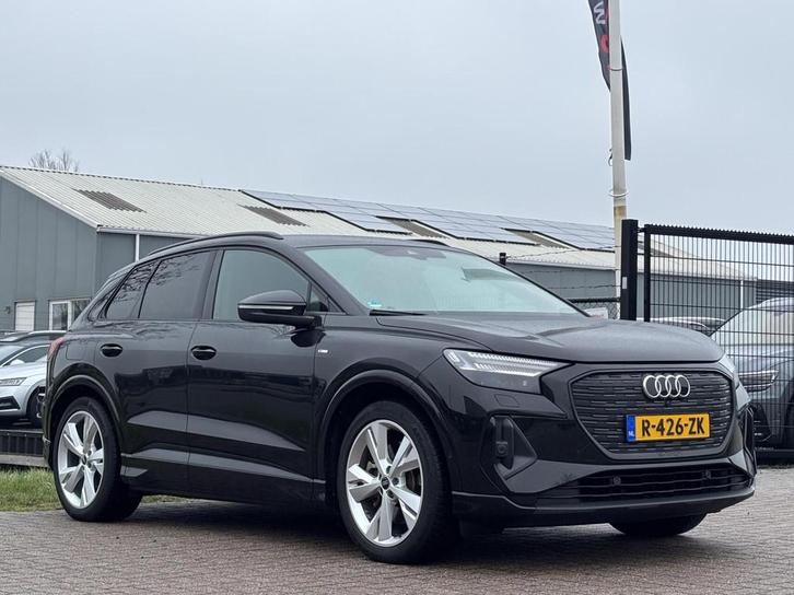 Audi Q4 e-tron 40 S edition 77 kWh camera trekhaak SOH 95%, Auto's, Audi, Bedrijf, Te koop, Q4 e-tron, ABS, Achteruitrijcamera