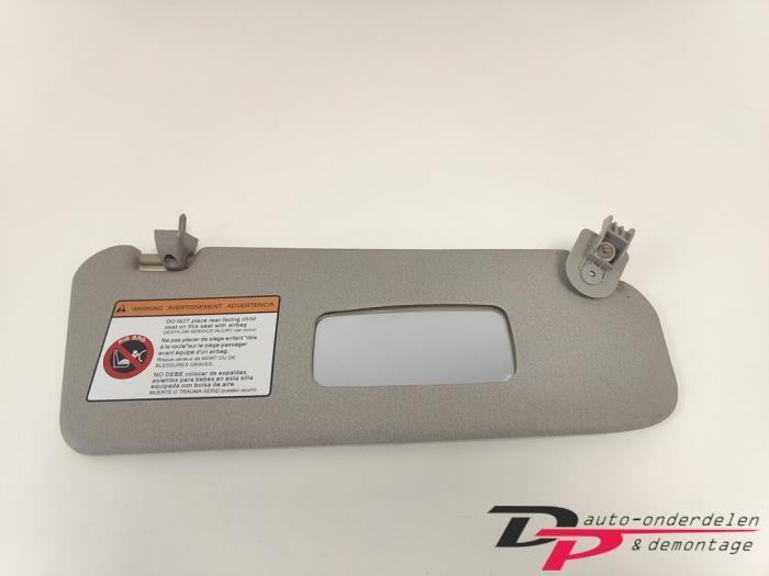 Zonneklep van een Chevrolet Aveo, Auto-onderdelen, Interieur en Bekleding, Chevrolet, Gebruikt, 3 maanden garantie, Ophalen of Verzenden