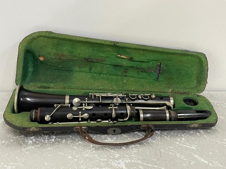 Oude Klarinet C. Mahillon Bruxelles, Muziek en Instrumenten, Blaasinstrumenten | Klarinetten, Gebruikt, Overige typen, Hout, Met koffer
