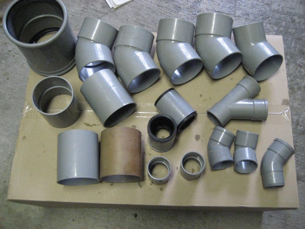 Pvc bocht sok manchet steekmof Dyka diverse maten, Doe-het-zelf en Verbouw, Buizen en Afvoer, Zo goed als nieuw, Bochten, Pvc