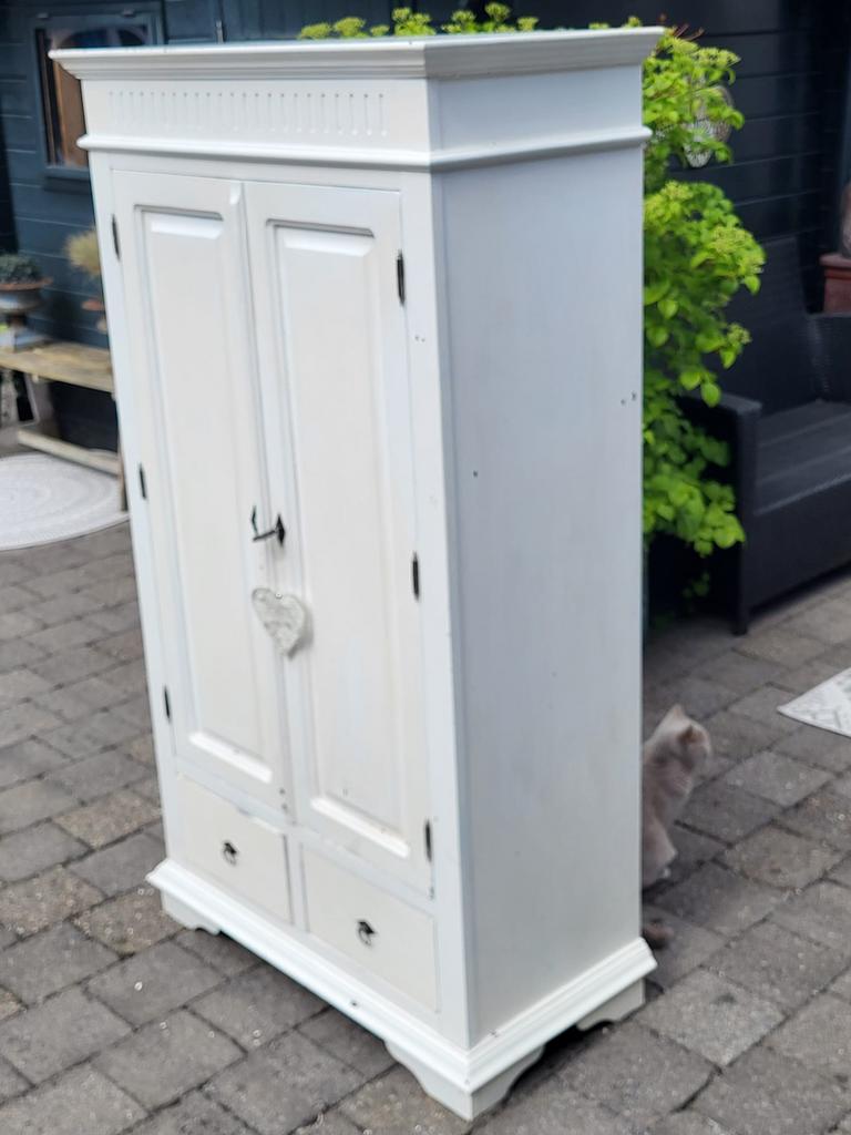 Gratis meidenkast, Ophalen, Gebruikt