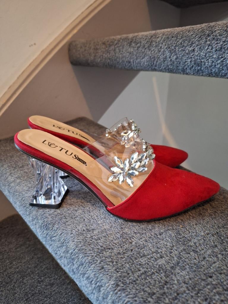 Rode muiltjes met transparante band en strass, maat 39, Zo goed als nieuw, Lotus Stone, Rood, Sandalen of Muiltjes