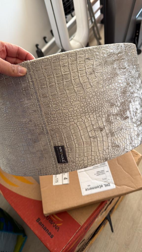 Champagne velvet croco lampenkap, Ophalen, Nieuw
